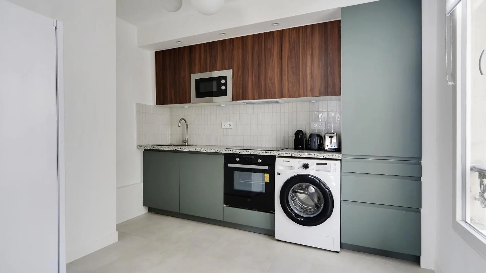 Pick A Flat's In Saint-martin - Rue Du Faubourg Saint-martin * Paris